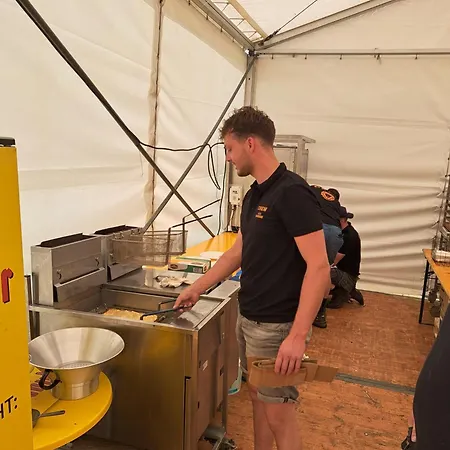 Luxury tent F1